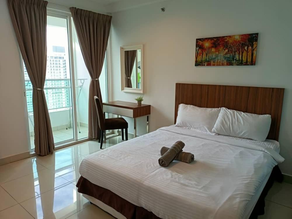 Family Suites At Mansion One By Maj George Town Exteriér fotografie