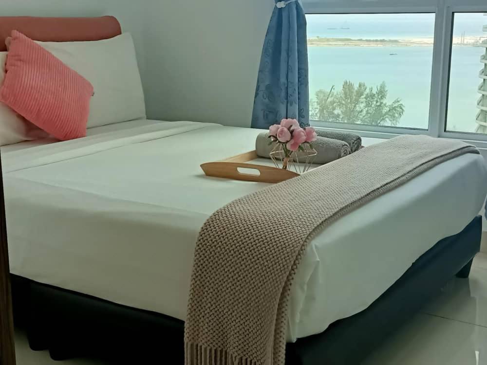 Family Suites At Mansion One By Maj George Town Exteriér fotografie
