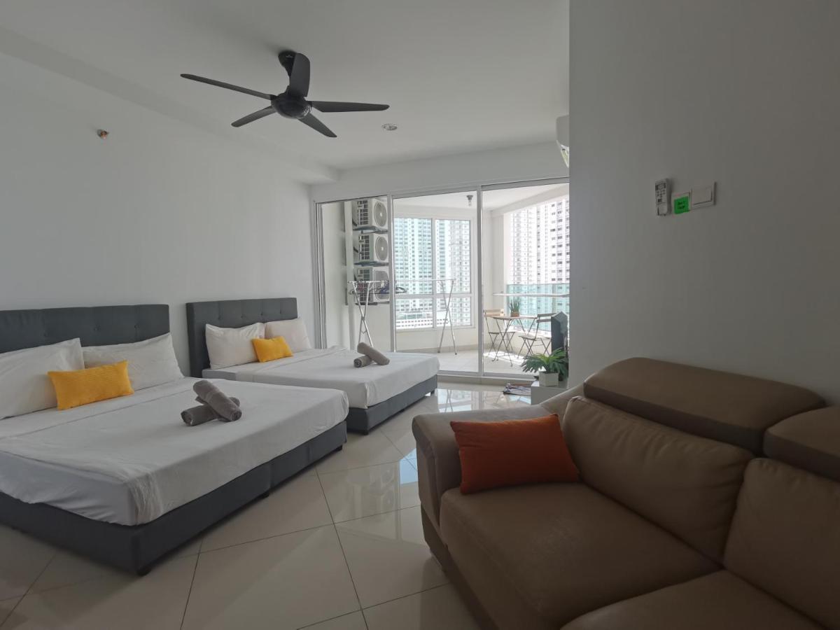 Family Suites At Mansion One By Maj George Town Exteriér fotografie