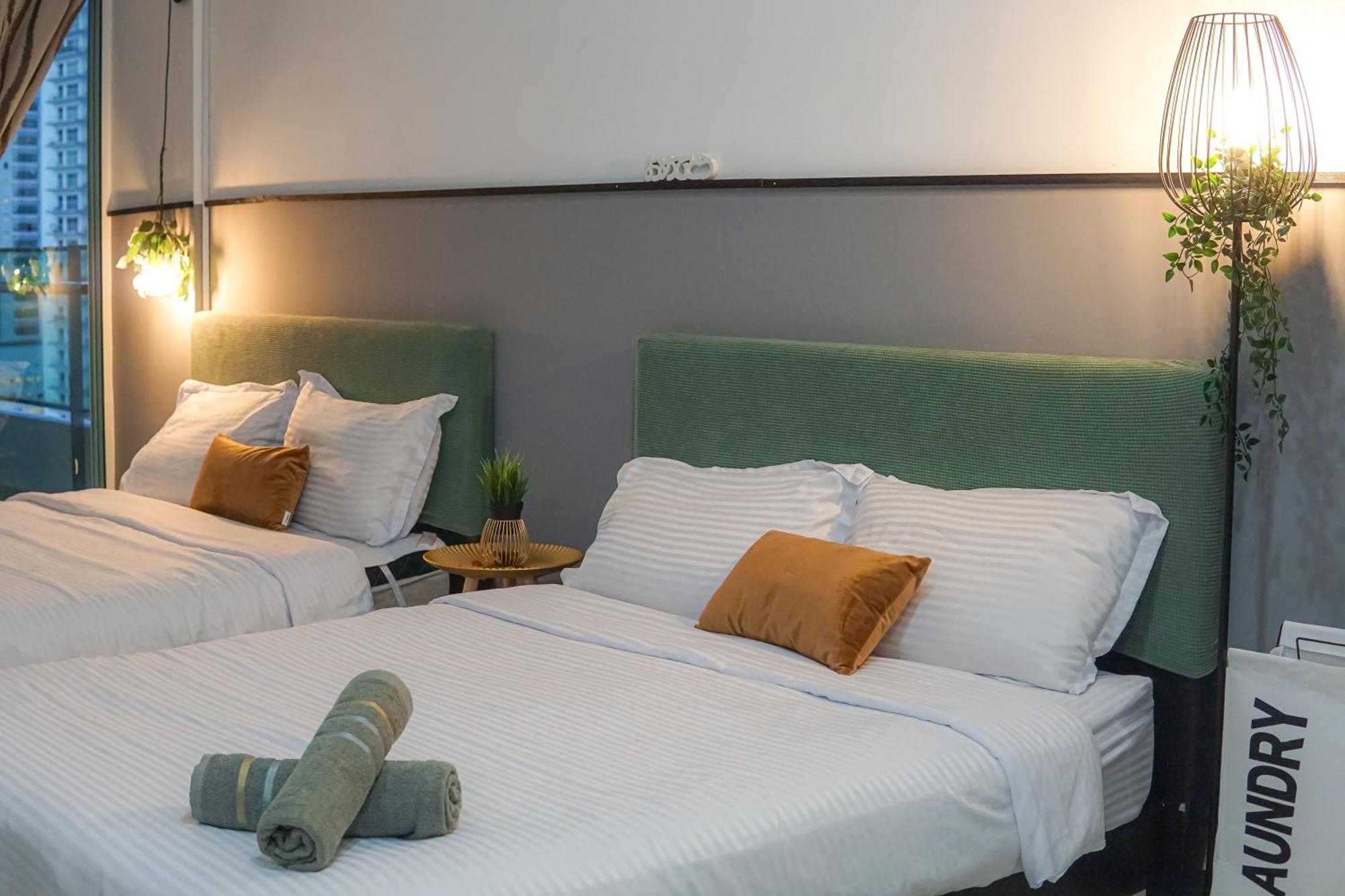 Family Suites At Mansion One By Maj George Town Exteriér fotografie