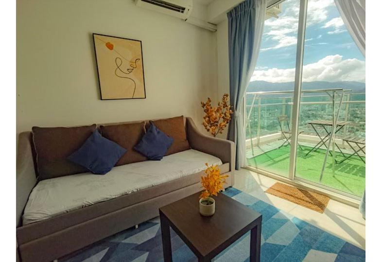 Family Suites At Mansion One By Maj George Town Exteriér fotografie